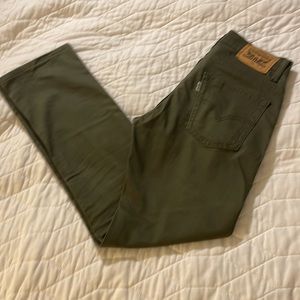 - Levi’s size 14 reg waist 27 length is 27 wore once ( bundle to get a  deal